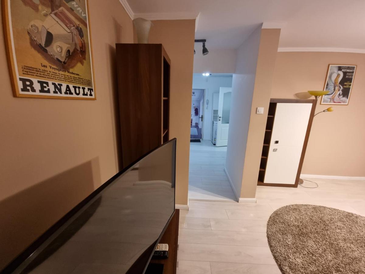 Apartments In The Aviatiei Area On بوخارست المظهر الخارجي الصورة