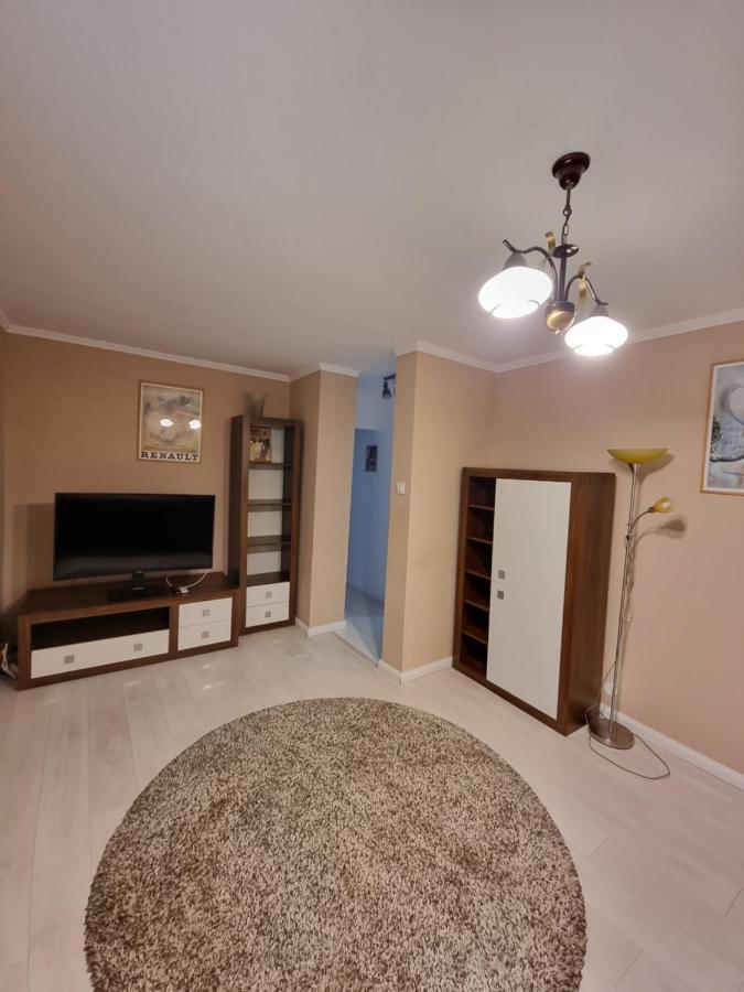 Apartments In The Aviatiei Area On بوخارست المظهر الخارجي الصورة
